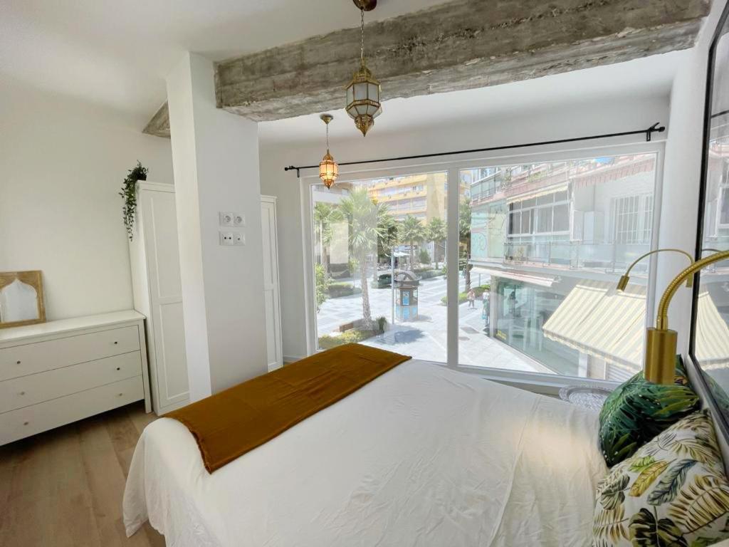 Paris Fashion - Torremolinos Apartment Bagian luar foto