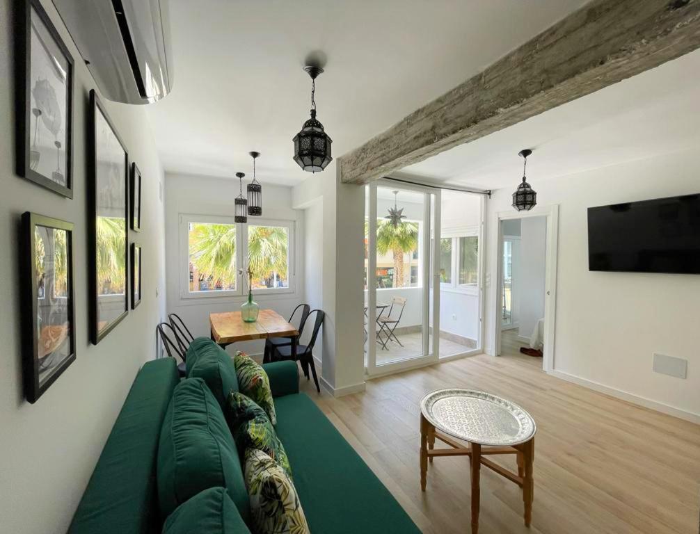 Paris Fashion - Torremolinos Apartment Bagian luar foto